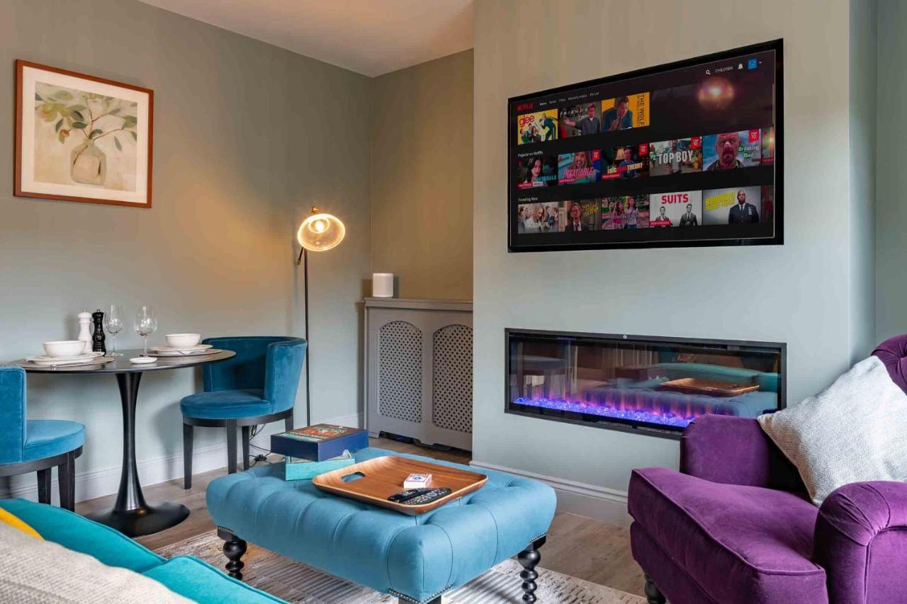 Beautiful Modern 1 Bedroom Apartment, City Centre Bath Exterior photo